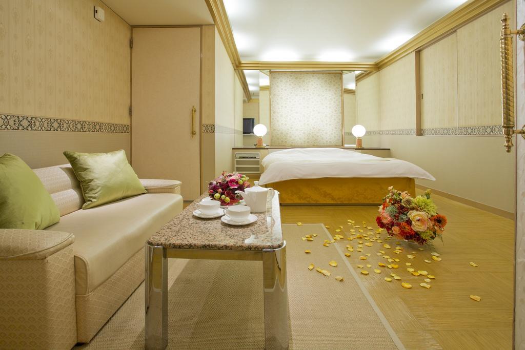 Hotel Casablanca (Adults Only) Ōsaka Extérieur photo